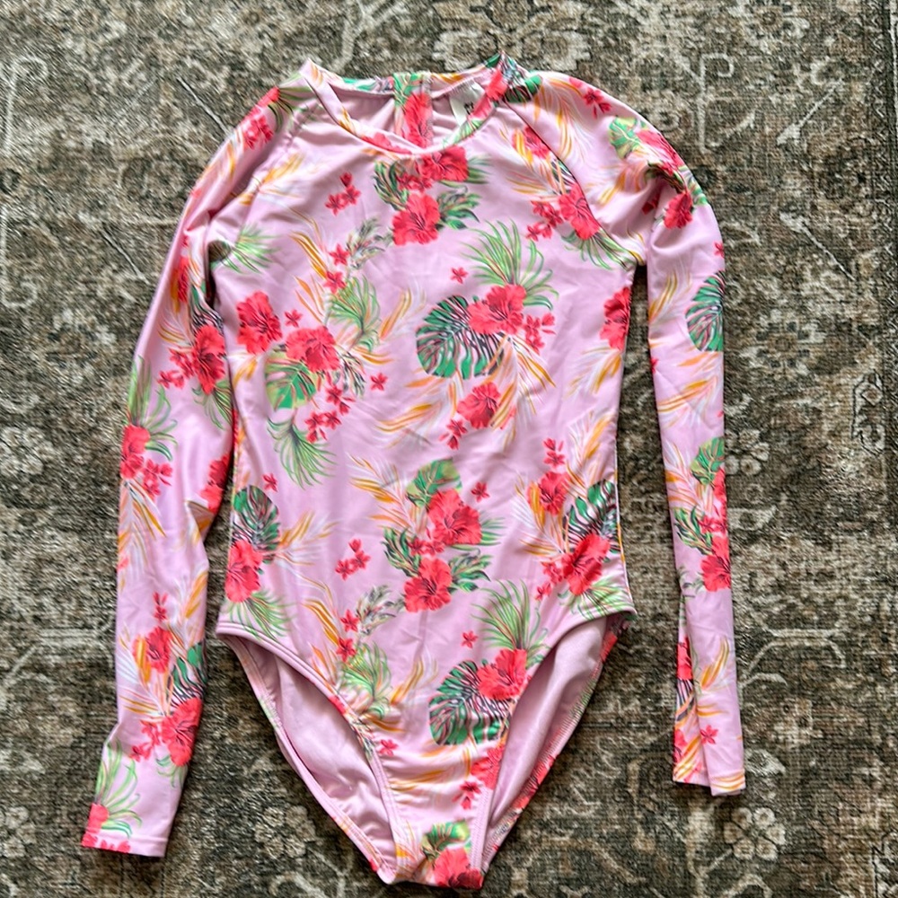 Girls 14/16 Art Class Floral Long Sleeve rashguard